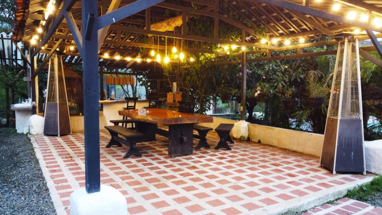 Finca Campestre La Adelita B&B Salento Luaran gambar